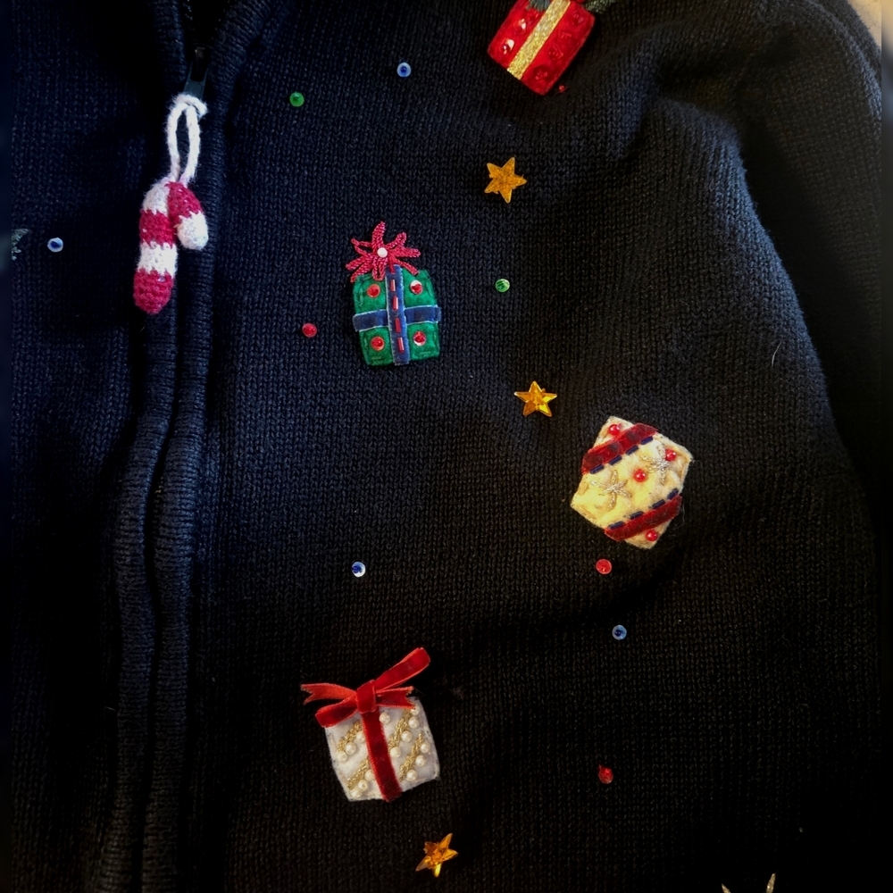 Austin Clothing Co. Black Sweater - Picture 5 of 10